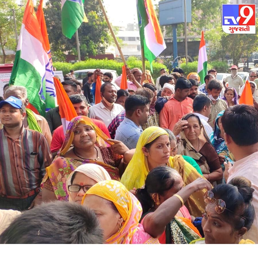  બહેરામપુરા વીરમાયા નગરમાં 1961માં બનેલા મકાનો ખુબ જ જર્જરિત થઇ ગયા હોવાથી 2016મા તમામ મકાન માલીકોએ અપીલ કરી જણાવ્યુ કે મકાનો જર્જરિત થઇ ગયા હોવાથી ગમે ત્યારે પડી જાય તેમ છે. બિલ્ડરો રીડેવલોપમેન્ટ માટે તૈયાર થતા નથી તેવું બહાનું કરી એએમસી આ મકાનો રીડેવેલપમેન્ટ કરવામા આવતુ નથી