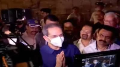 લાઉડ સ્પીકરનો વિવાદ પહોંચ્યો માતોશ્રી સુધી, ઘર બહાર જમા થયેલા શિવસૈનિકોને CM ઉદ્ધવ ઠાકરેએ કરી આ અપીલ