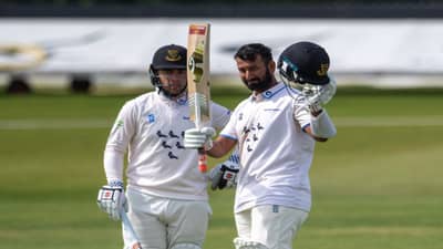 IPL વચ્ચે ચેતેશ્વર પુજારાએ બેવડી સદી ફટકારીને સનસનાટી મચાવી, ટીમ ઈન્ડિયામાં વાપસીના સંકેત