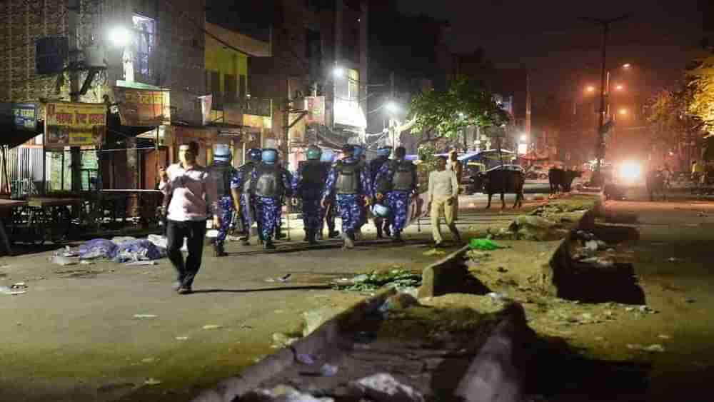 Jahangirpuri Violence: VHP અને બજરંગ દળ સામે કેસ નોંધાયો, મંજૂરી વગર જ શોભા યાત્રા કાઢવાનો આરોપ