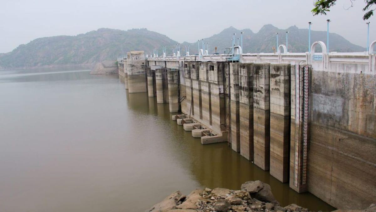 Mehsana: ઉત્તર ગુજરાતની જીવાદોરી સમાન ધરોઈ ડેમમાં માત્ર મહિનાનાં અંત સુધીનો પાણીનો જથ્થો, સિંચાઈ અને પીવાનાં પાણીની ચિંતામાં લાગી સરકાર