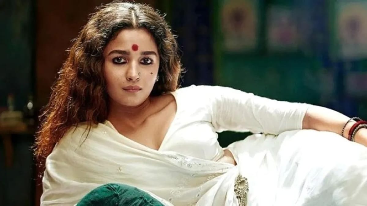 'ગંગુબાઈ કાઠિયાવાડી'ના 'ઢોલીડા' ગીતે 100 મિલિયન વ્યૂઝનો આંકડો કર્યો પર, કોરિયોગ્રાફર કૃતિ મહેશે શેયર કરી આ વાત