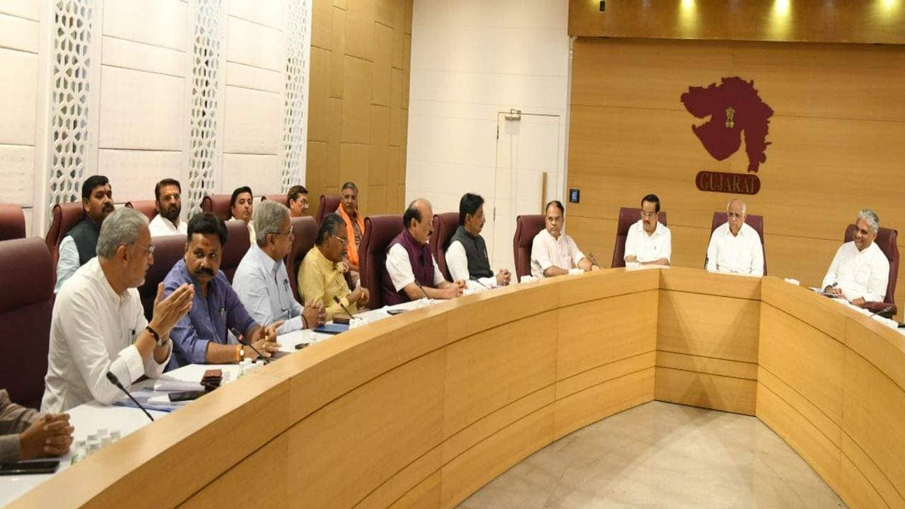 Gujarat Assembly Election 2022 : ગાંધીનગરમાં CM નિવાસસ્થાને પ્રભારી ભૂપેન્દ્ર યાદવની હાજરીમાં ભાજપ કોર કમિટીની બેઠક મળી