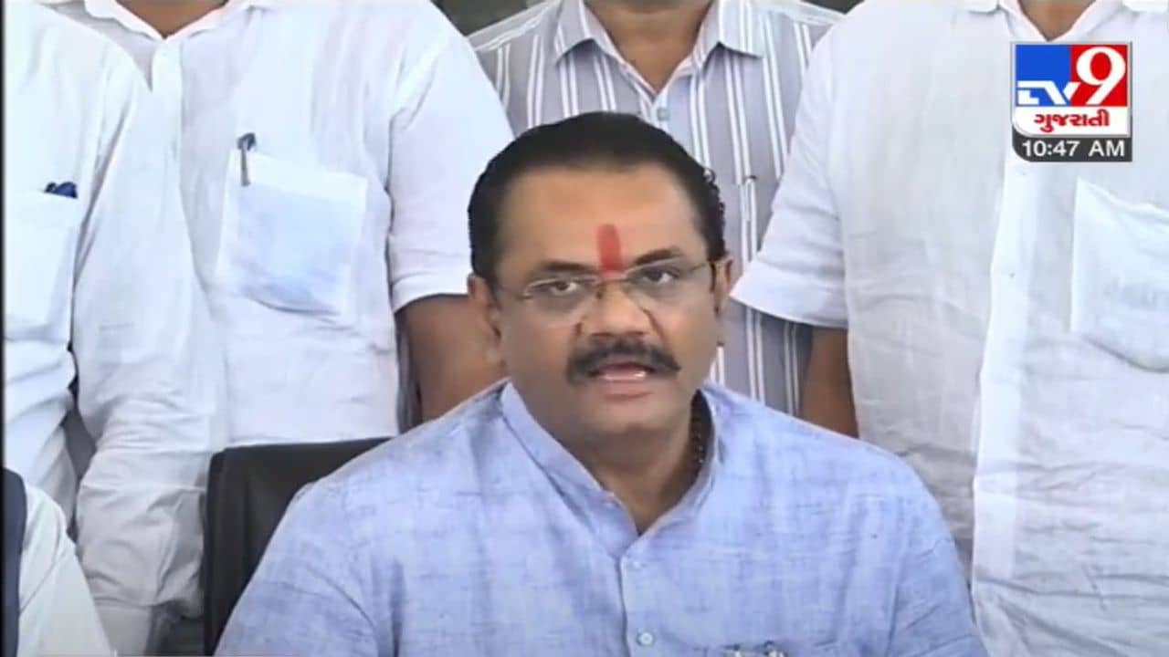 Gandhinagar: અધ્યાપકોના પ્રશ્નોને લઈને ગુજરાત સરકારની મોટી જાહેરાત, CCCની પરીક્ષામાં ફરજિયાતના નિયમો દૂર કરાશે, નિવૃત્ત થતા અધ્યાપકોને મળશે સાતમા પગાર પંચનો લાભ