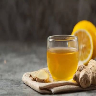 લેમન ટીઃ લેમન ટી ઉનાળામાં રાહત મેળવવા માટે ફાયદાકારક માનવામાં આવે છે. જો તમે લીંબુમાંથી બનેલી વસ્તુઓનું સેવન કરો છો, તો તે અંદરથી ઠંડુ રાખવામાં મદદ કરે છે. તમે વહેલી સવારે લેમન ટી પીધા પછી ઘરની બહાર નીકળી શકો છો.