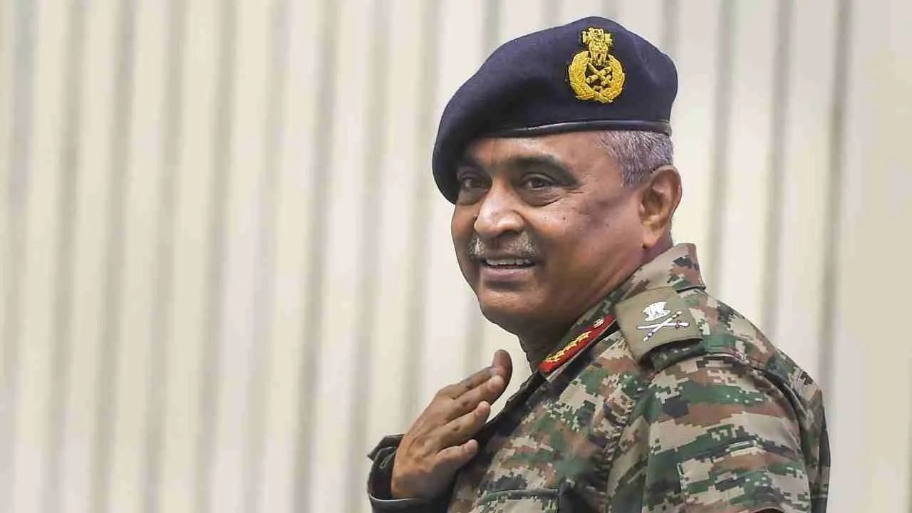 New Army Chief: LG મનોજ પાંડે આજે સંભાળશે દેશના નવા આર્મી ચીફ તરીકેનો કાર્યભાર, જનરલ એમએમ નરવણેની લેશે જગ્યા