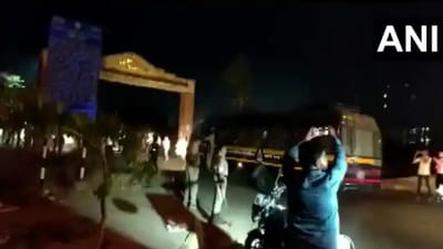 આર્થર રોડ જેલ હાઉસફુલ, નવનીત રાણાના MLA પતિ રવિ રાણાને તળોજા જેલમાં ખસેડાયા