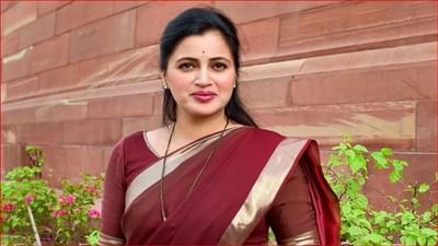 ગ્લેમરથી રાજનીતિ સુધી: જાણો કોણ છે નવનીત રાણા? CM ઉદ્ધવ ઠાકરેના નિવાસસ્થાન બહાર હનુમાન ચાલીસાના પાઠની જાહેરાતથી આવ્યા ચર્ચામાં