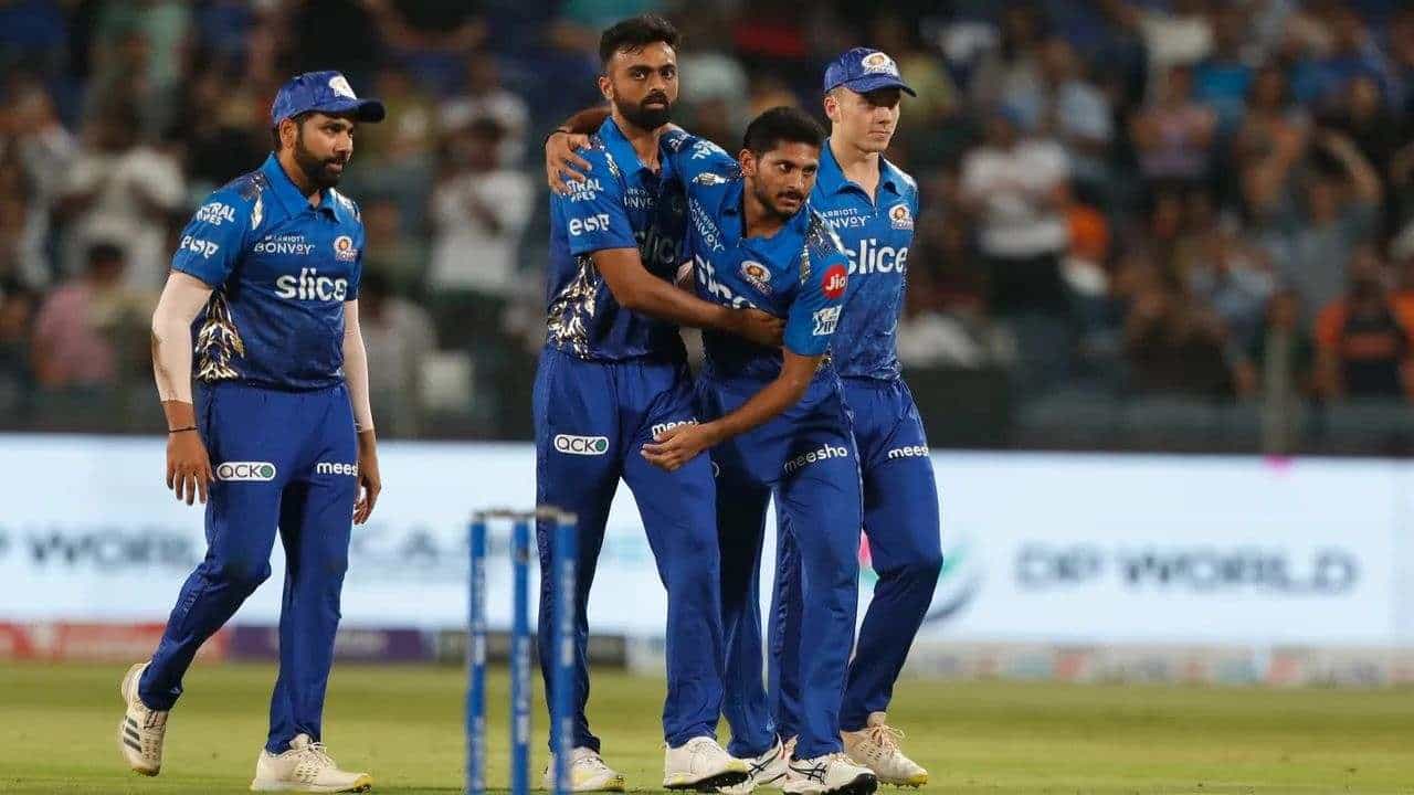 Mumbai Indians IPL 2022: ટૂર્નામેન્ટની 5 વારની વિજેતા સિઝનમાં પ્રથમ જીત માટે 5 મી મેચની રાહ જોવા મજબૂર, આ કારણો થી સ્થિતી કંગાળ