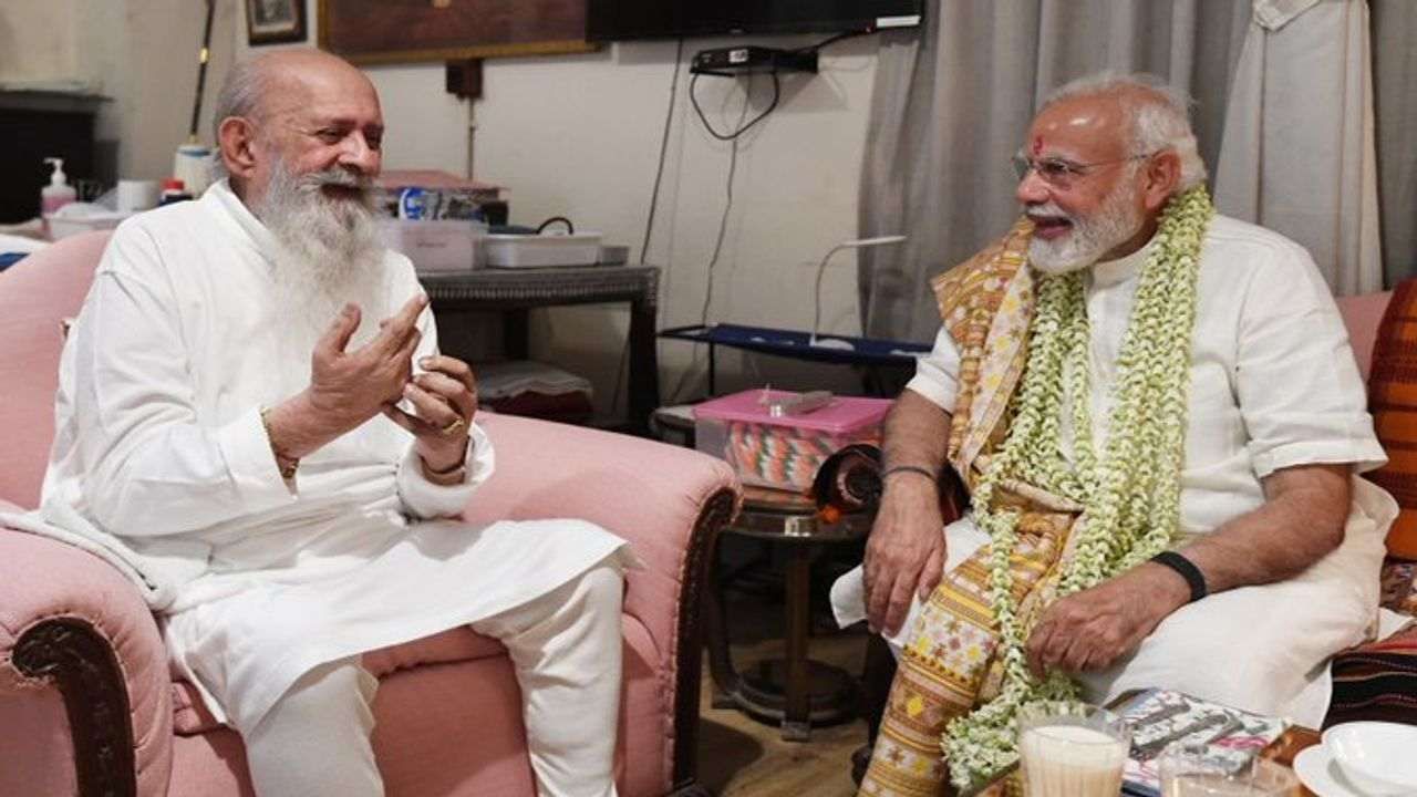 PM Modi Gujarat Visit : જામનગરના જામસાહેબને મળીને PM મોદીએ વિધાનસભાની ચૂંટણી પૂર્વે માર્યો માસ્ટરસ્ટ્રોક, કરી 10 મિનીટની મહત્વની મુલાકાત