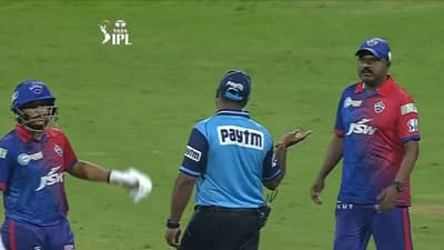 IPL 2022: પ્રવીણ આમરે કોના કહેવા પર મેદાનમાં અમ્પાયરો સાથે દલીલ કરવા ગયો, ખુલાસો થયો