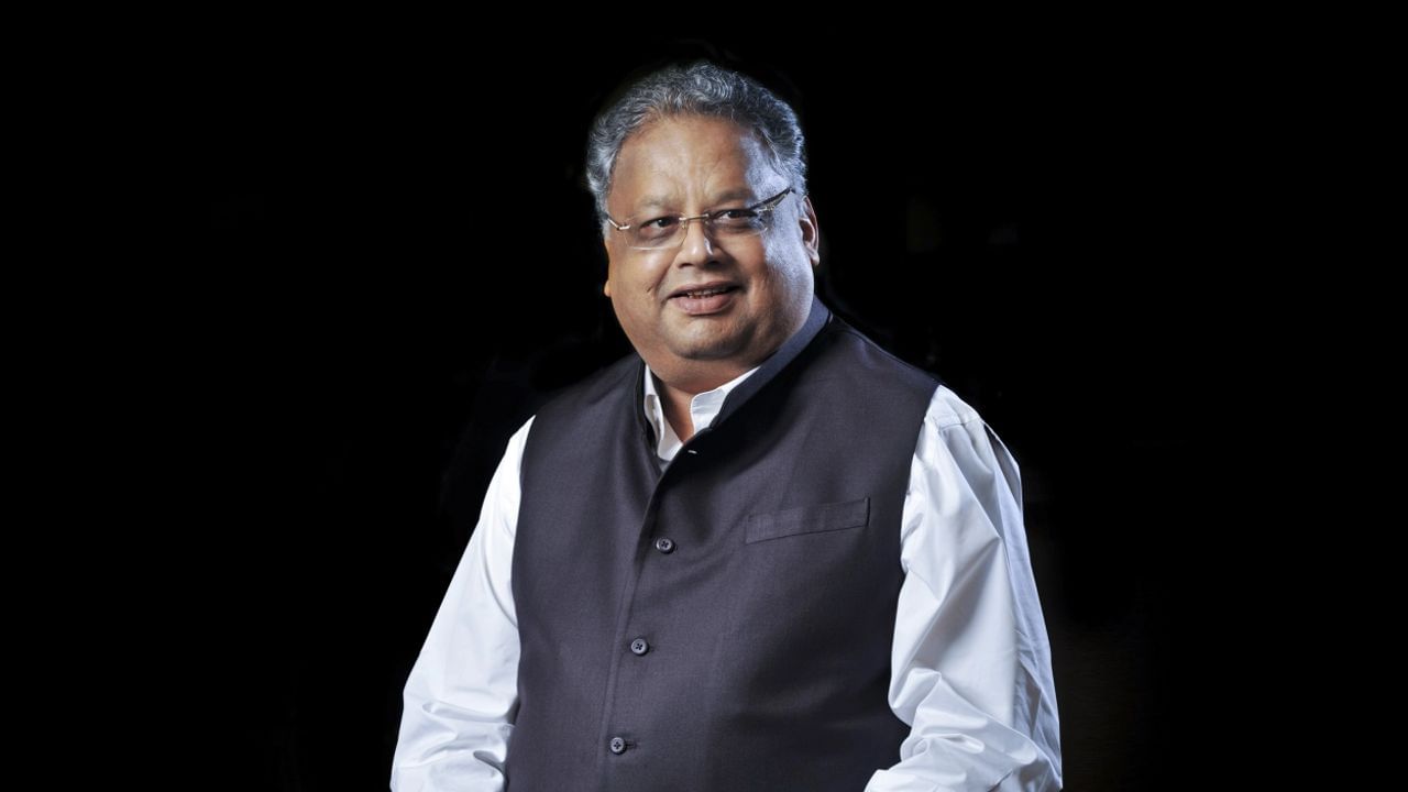 Rakesh Jhunjhunwalaના પોર્ટફોલિયોના આ 5 શેર બમ્પર કમાણી કરાવી રહ્યા છે, શું છે તમારી પાસે આ સ્ટોક્સ?