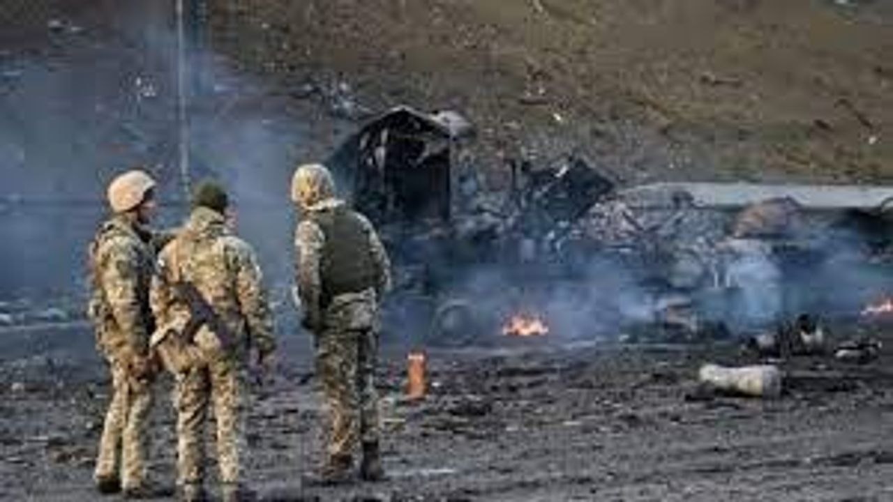Russia Ukraine War: રશિયાએ યુક્રેન પર એટમ બોમ્બથી સજ્જ ફાઈટર પ્લેન ઉડાવ્યા, પ્લેન પરમાણુ હથિયારોથી પણ સજ્જ હતા