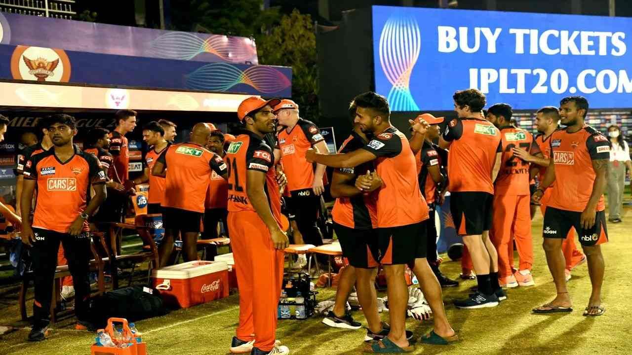 RCB vs SRH IPL 2022 Match Result: બેંગ્લોરને 9 વિકેટે હરાવીને પોઇન્ટ ટેબલમાં બીજા સ્થાને પહોંચ્યું સનરાઇઝર્સ હૈદરાબાદ