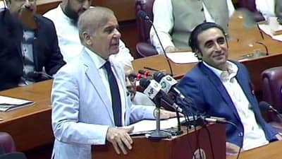 PM તરીકે ચૂંટાયા બાદ શાહબાઝ શરીફે ઈમરાન પર કટાક્ષ કર્યો, કહ્યું- વિદેશી શક્તિઓ સાથે ષડયંત્રના પુરાવા મળશે તો હું તરત જ રાજીનામું આપીશ