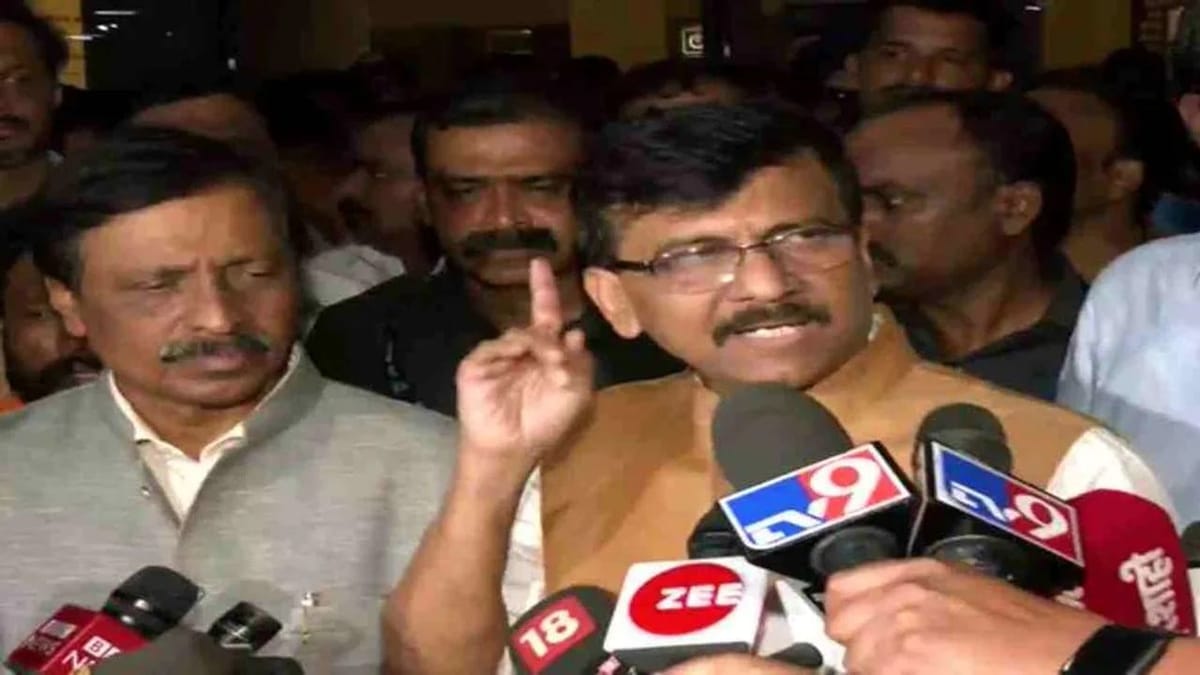 મહારાષ્ટ્ર યુદ્ધ માટે તૈયાર છે, તમારે અમારી સામે ઘૂંટણ ટેકવવા પડશેઃ EDની કાર્યવાહી પર સંજય રાઉત