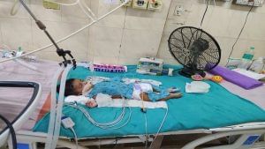 Surat : ઉનાળાની કાળઝાળ ગરમીમાં નવી સિવિલ હોસ્પિટલના પીડિયાટ્રીક વોર્ડમાં એર કન્ડિશન બંધ, દર્દીઓ પરેશાન