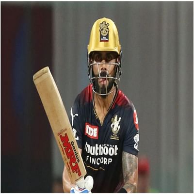 આઈપીએલ 2022માં, તે માત્ર એક ચોગ્ગાની વાત છે, જે તેને આ લીગના ઈતિહાસમાં સૌથી ખાસ બેટ્સમેન બનાવશે. આ પહેલા જેવો કોઈ બેટ્સમેને નથી કર્યો તેવો રેકોર્ડ વિરાટ કોહલીના નામે પહેલીવાર જોડાશે.