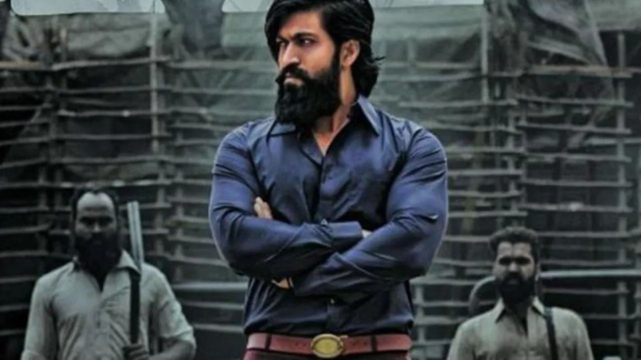 KGF 2 Review:'રોકી ભાઈ' બન્યા KGFના નવા રાજા, ચેપ્ટર 2માં અભિનેતા યશની ધમાકેદાર એન્ટ્રી