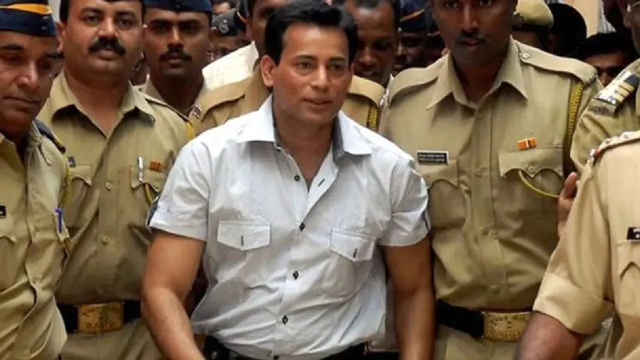 અબુ સાલેમની મુક્તિ અંગે સરકારના જવાબથી સુપ્રીમ કોર્ટ અસંતુષ્ટ, આગામી સુનાવણી 5 મેના રોજ