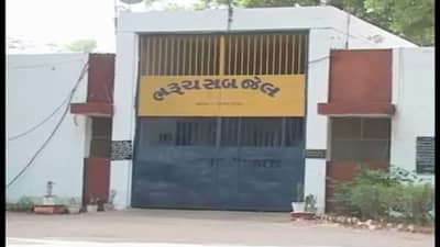 શું ગુનેગારો જેલમાંથી ફોન પર નેટવર્ક ચલાવે છે? એક મહિનામાં બીજી વખત સબજેલમાંથી મોબાઈલ ફોન ઝડપાયા