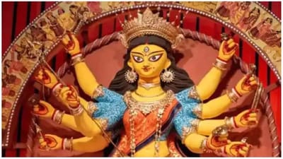 Chaitra Navratri 2022: રાશિ પ્રમાણે દેવી દુર્ગાને ચઢાવો આ રંગના ફૂલ, બધી ઈચ્છાઓ થશે પૂર્ણ