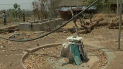 મહિસાગર જિલ્લાનું એક એવું ગામ જ્યાં બોર-કુવા છે છતાં લોકો પાણી માટે તરસે છે