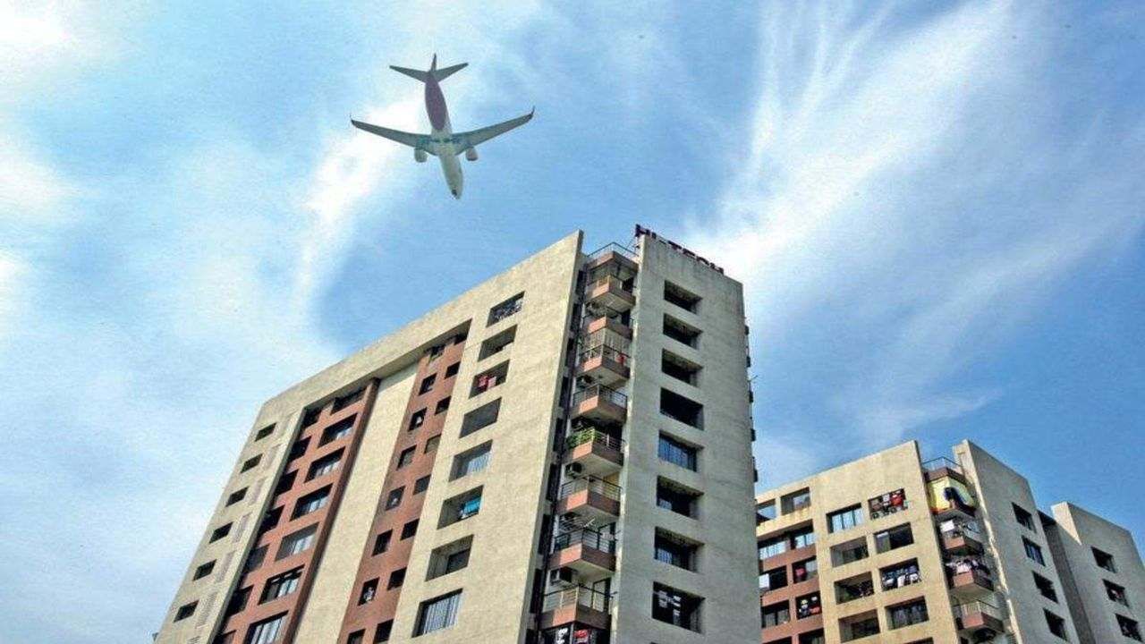 Surat : વિમાનોના લેન્ડિંગમાં અવરોધરૂપ ઇમારતોના મામલે હાઇકોર્ટ જૂનમાં કરશે સુનાવણી