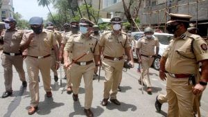 Maharashtra Police Alert: આગામી તહેવારો પહેલા પોલીસ એલર્ટ, કોમી તણાવ ટાળવા માટે મહારાષ્ટ્રમાં 2 લાખ પોલીસકર્મીઓ તૈનાત