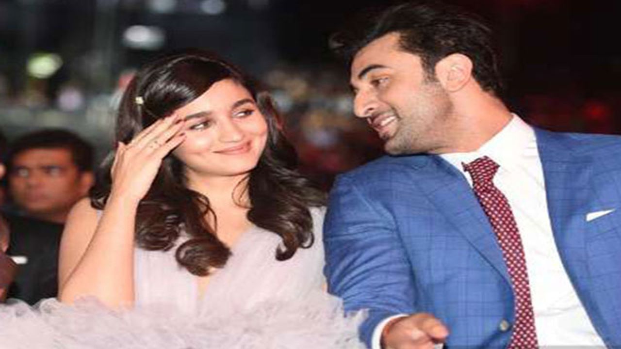 Alia Bhatt & Ranbir Kapoor are Getting Married Tomorrow