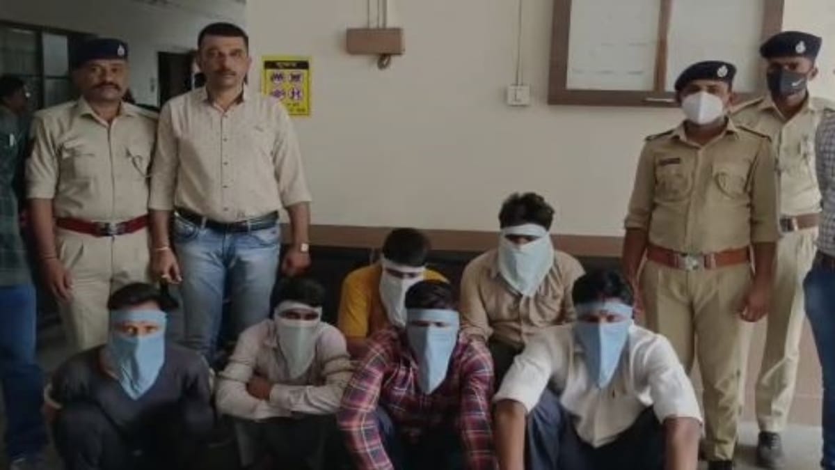 Surat: રૂપિયા 23.60 લાખના 502 ગ્રામ સોનાના ડસ્ટ પાઉડરની ચોરી, 6 આરોપી પકડાયા