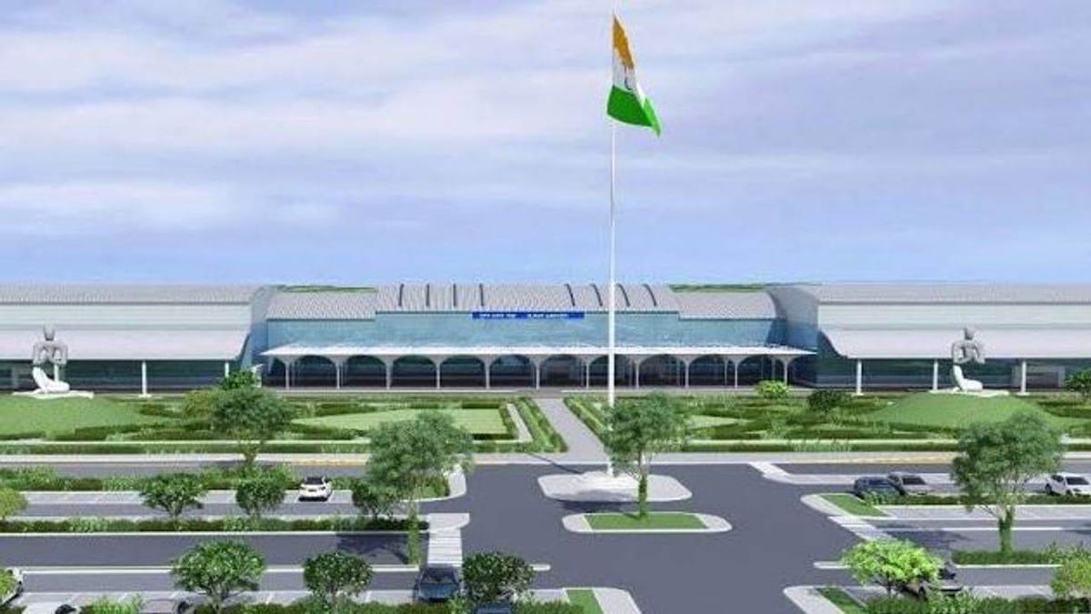 Surat: સોનાની દાણચોરીનો પર્દાફાશ, શારજાહથી આવેલા દંપતિના શરીરમાંથી મળ્યું 1 કરોડનું સોનું