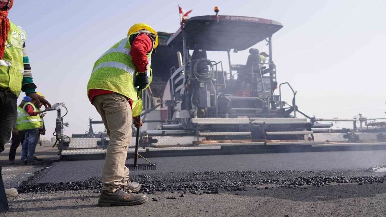 અમદાવાદ સરદાર પટેલ એરપોર્ટે રાષ્ટ્રીય વિક્રમ સ્થાપ્યો, માત્ર 75 દિવસમાં સાડા 3 કિ.મી.ના રન-વેનું કામ પૂર્ણ