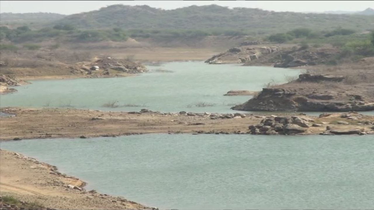 કચ્છ : ઉનાળાના પ્રારંભે જ મોટાભાગના ડેમો તળિયા જાટક, ખેડૂતોમાં ચિંતાનો માહોલ