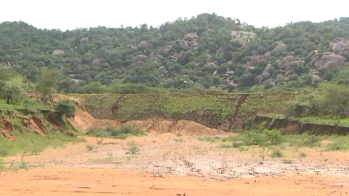 બનાસકાંઠા : પાણીના તળ ઊંચા આવે તે માટે 111 તળાવોનું નવનિર્માણ થશે