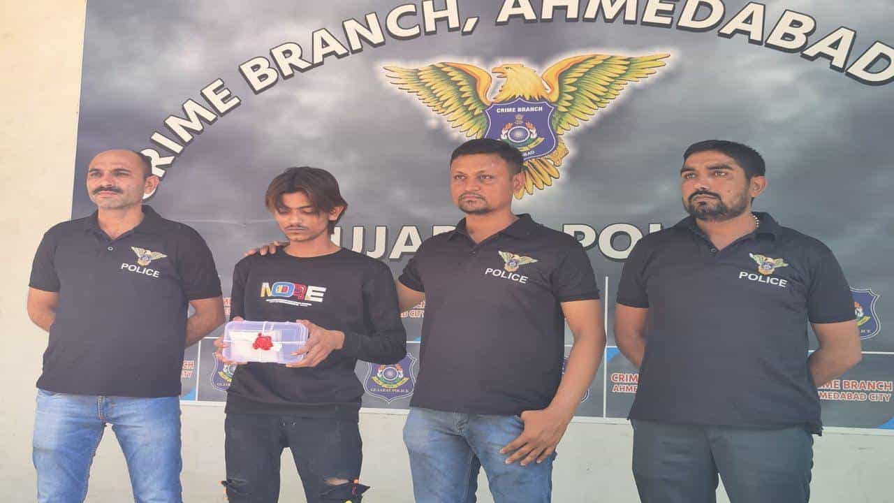 અમદાવાદ ક્રાઇમ બ્રાંચે વધુ એક ડ્રગ્સ પેડલરની ધરપકડ કરી, આરોપી પાસેથી 7 લાખથી વધુનો ડ્રગ્સનો જથ્થો જપ્ત