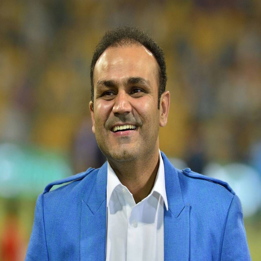 વીરેન્દ્ર સેહવાગે કહ્યું કે ચેન્નાઈ સુપર કિંગ્સની પહેલી ભૂલ એ હતી કે એમએસ ધોનીએ સિઝનની શરૂઆત પહેલા કેપ્ટનશિપ છોડી દીધી અને રવિન્દ્ર જાડેજાને કેપ્ટનશિપ આપવામાં આવી. આ એક ખોટો નિર્ણય હતો. જો જાડેજાને કેપ્ટન બનાવવામાં આવે તો તેણે આખી સિઝનમાં કેપ્ટનશિપ કરવાની હતી. (File Photo)