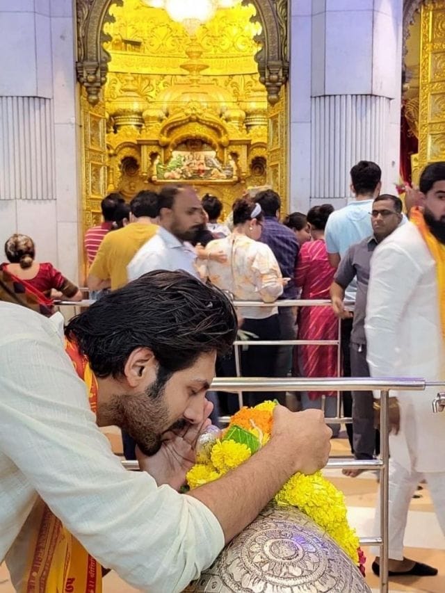 ‘ભૂલ ભુલૈયા 2’ રિલીઝ થતાની સાથે કાર્તિક સિદ્ધવિનાયક મંદિર પહોંચ્યો