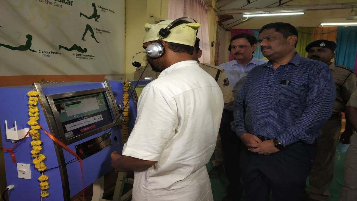 Ahmedabad : સેન્ટ્રલ જેલને ડીજીટલ બનાવવા કવાયત, કેદીઓ માટે ફોન કોલિંગ સેવા શરૂ કરાઇ