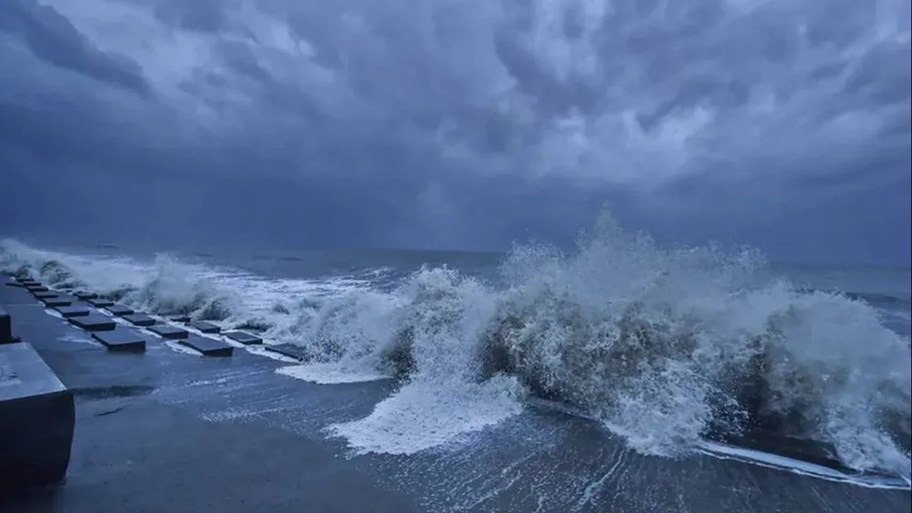 Cyclone Asani Latest Updates: વાવાઝોડું 'અસાની' આગામી બે દિવસમાં નબળું પડી શકે છે, ઓડિશાના અનેક જિલ્લાઓમાં એલર્ટ જારી