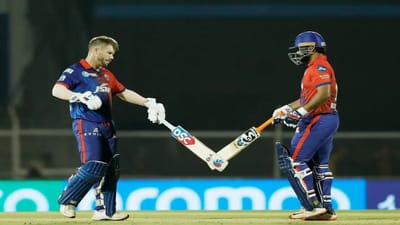 IPL 2022 : David Warner એ પોતાની જ પૂર્વ ટીમ સામે તોફાની ઇનિંગ રમી, તોડ્યો ક્રિસ ગેલનો રેકોર્ડ