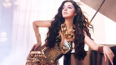 Video Viral : ડિઝાઈનર ગીતમાં દિવ્યા ખોસલા કુમારે પહેર્યો હતો આવો ડ્રેસ, 7 કલાક બેસી શકી ન હતી અને થઈ ઈજા