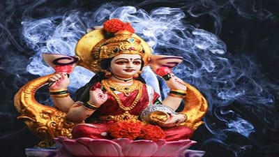 Goddess Lakshmi : કરી લો આ અત્યંત સરળ કામ, દેવી લક્ષ્મી હંમેશા જ રહેશે પ્રસન્ન !