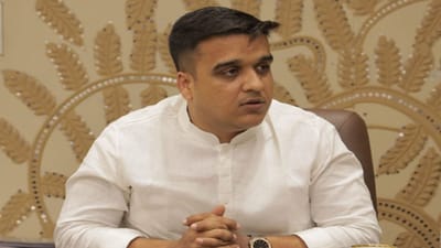 Anand: બોરસદમાં પોલીસ જવાન પર ટ્રક ચઢાવી દેતા મામલે ગૃહ રાજ્ય પ્રધાન હર્ષ સંઘવીનું નિવેદન, 'ઉચ્ચ અધિકારીઓ ગંભીરતા પૂર્વક કરશે તપાસ'