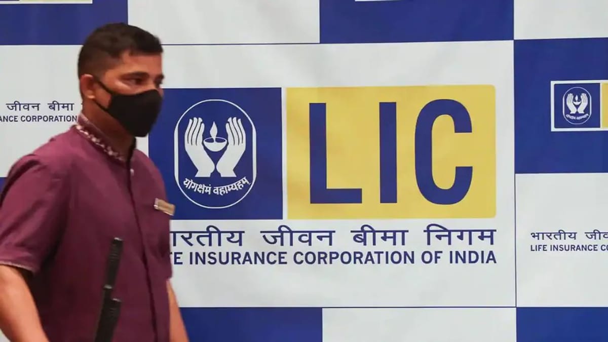 LIC Policy : દર મહિને 794 રૂપિયા જમા કરવાથી 5 લાખની મેચ્યોરિટી મળશે, જાણો પિરિયડ કરતાં ઓછી રકમ જમા કરાવતીપોલિસી વિશે વિગતવાર LIC Policy : દર મહિને 794 રૂપિયા જમા કરવાથી 5 લાખની મેચ્યોરિટી મળશે, જાણો પિરિયડ કરતાં ઓછી રકમ જમા કરાવતીપોલિસી વિશે વિગતવાર