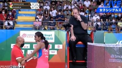 PV Sindhu અમ્પાયરથી કેમ ગુસ્સે થઈ ? ચીફ રેફરીએ દરમિયાનગીરી કરવી પડી, VIDEO વાયરલ