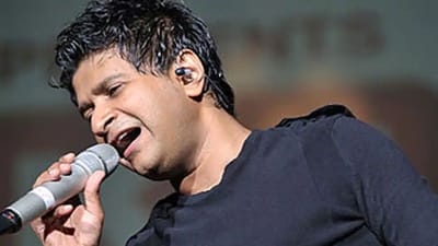 Singer KK Passes Away : મશહૂર પ્લેબેક સિંગર કેકેનું કોલકાતામાં નિધન, કોલકાતામાં LIVE પરફોર્મન્સ દરમિયાન હાર્ટ એટેક આવ્યો, PM મોદીએ શોક વ્યક્ત કર્યો