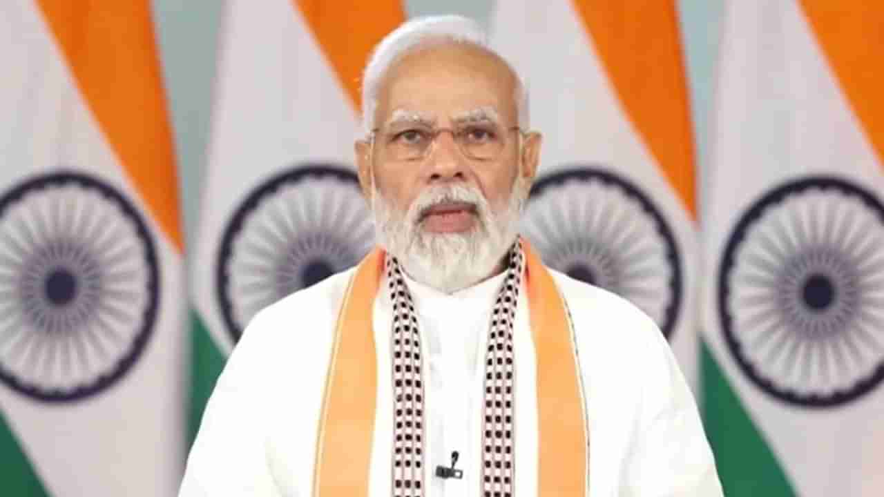 PM મોદીએ વીડિયો કોન્ફરન્સિંગ દ્વારા કેનેડામાં સરદાર પટેલની પ્રતિમાનું અનાવરણ કર્યું, કહ્યું- ભારત હંમેશા વસુધૈવ કુટુંબકમની કરે છે વાત