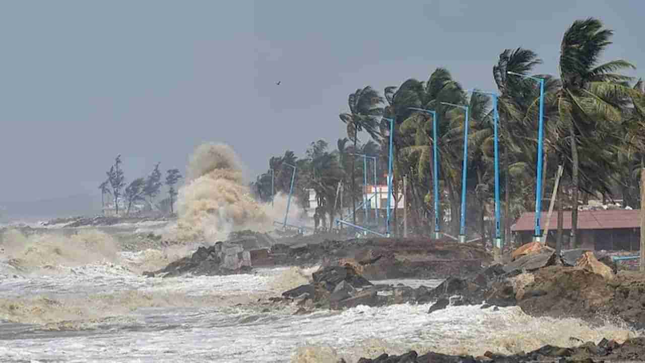 Asani Cyclone: વાવાઝોડુ આસાનીને પહોંચી વળવા NDRFની 50 ટીમો તહેનાત, હવામાન વિભાગે ભારે વરસાદ અને પૂરની ચેતવણી જાહેર કરી