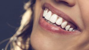 Dental Health: ચા-કોફી સહિત આ વસ્તુઓ તમારા દાંત માટે છે હાનિકારક, સાવધાની રાખવી જરૂરી